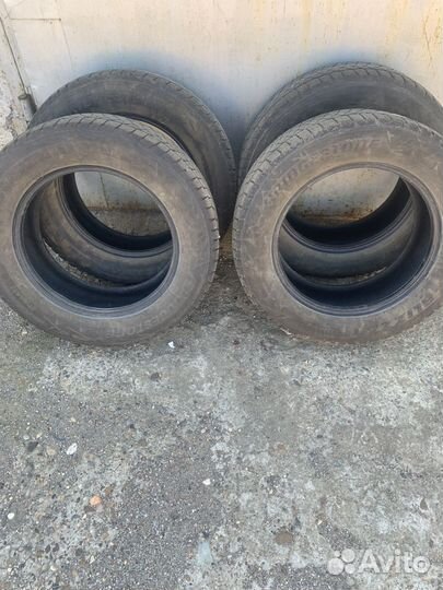 Bridgestone Blizzak Ice 225/65 R17