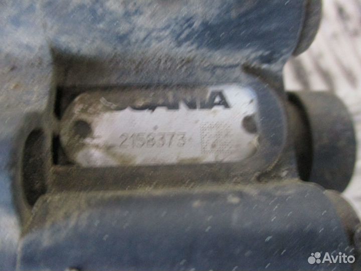 Ускорительный клапан Scania 2158373