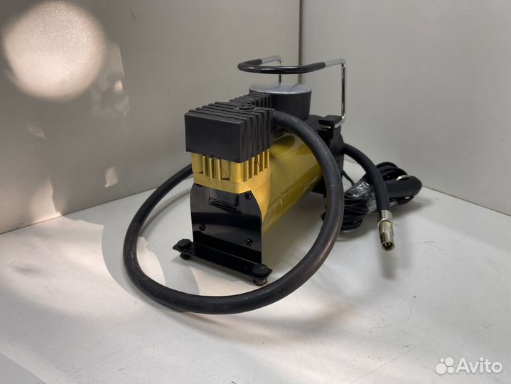 Автомобильный компрессор tornado AC 580