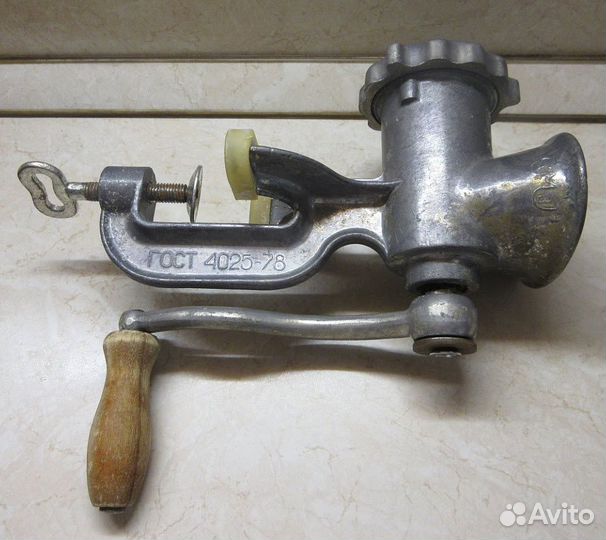 Мясорубка ручная СССР чугунная