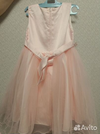 Платье нарядное для девочки 116 -122 см