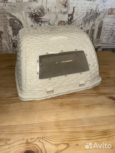 Сахарница, хлебница, салфетки