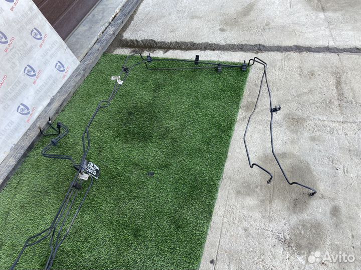 Трубки тормозные 5 шт. Cadillac Escalade GMT900