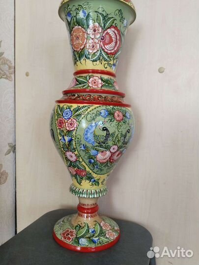 Городецкая роспись.Ваза резная