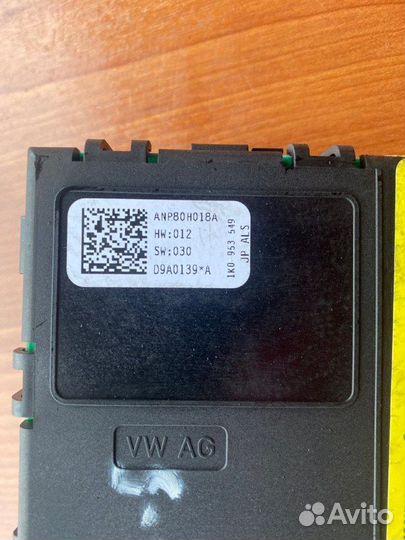 Блок подрулевых переключателей Vw Golf 5 BKC 2005