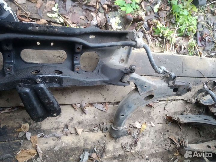 Подрамник передний subaru legacy в11 impreza