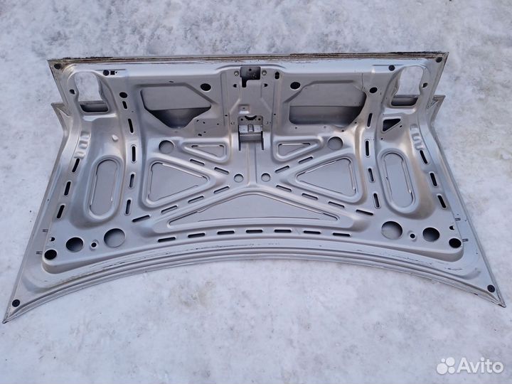 Крышка багажника Audi 100, 200 C3