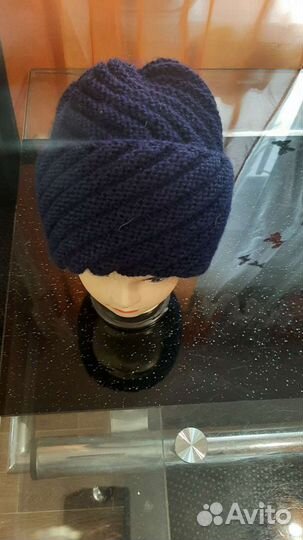 Шапка женская вязаная на спицах