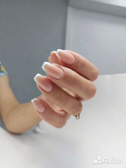 Маникюр с покрытием