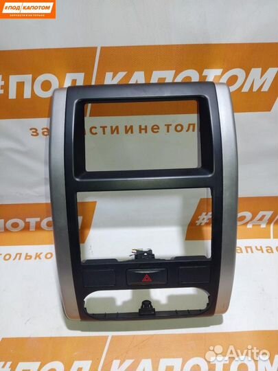 Консоль салона (центральная часть) Nissan X-Trail