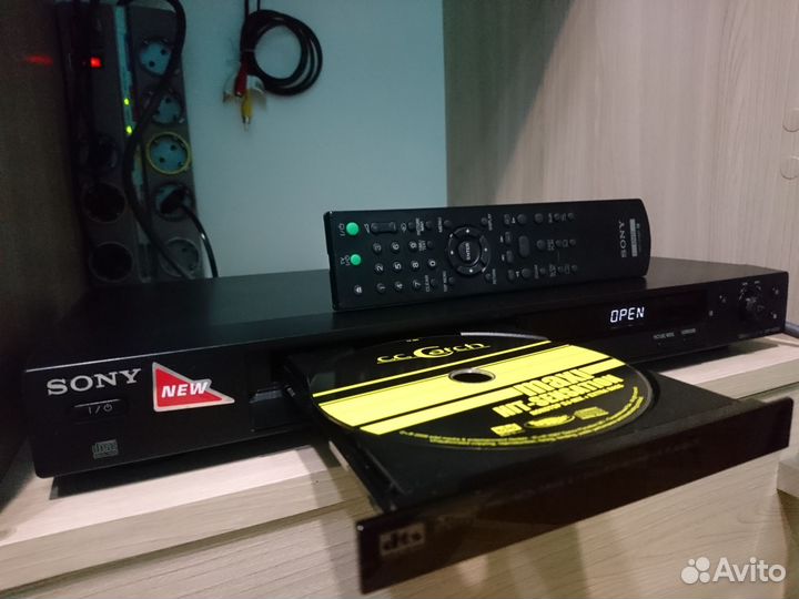 Sony CD/DVD DVP-NS 330