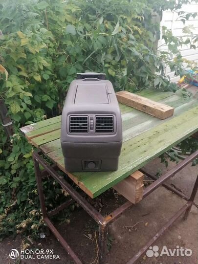 Подлокотник-органайзер между сидений lexus rx