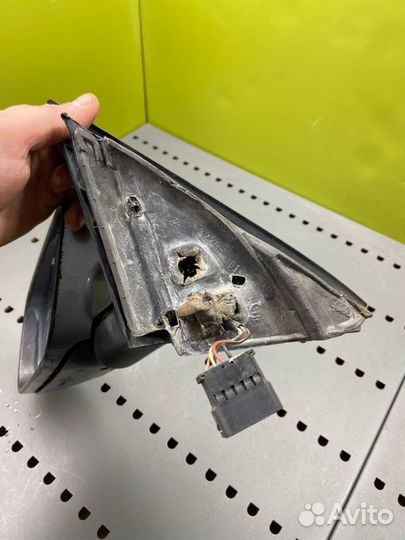 Зеркало переднее левое Audi A6 C5 avant 2.5TDI AKE