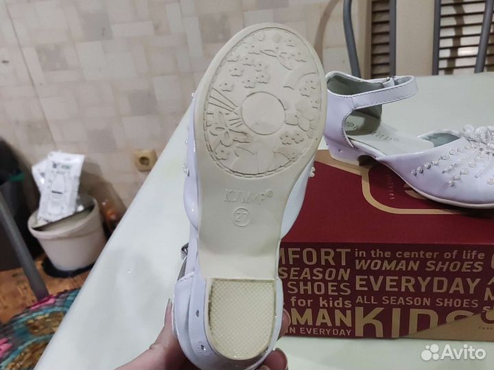 Босоножки для девочки