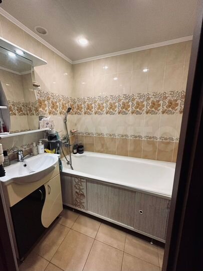 2-к. квартира, 66 м², 2/9 эт.