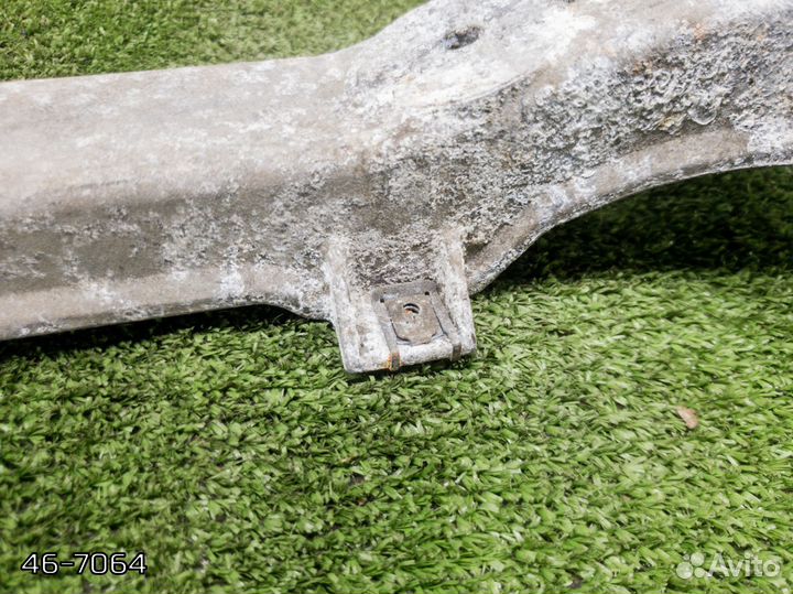 Кронштейн кпп BMW E91 (E90)