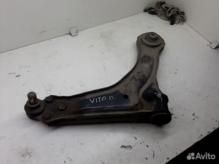 Mercedes vito 638 рычаг передний