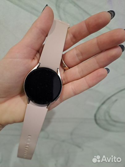 Часы Samsung Galaxy Watch4