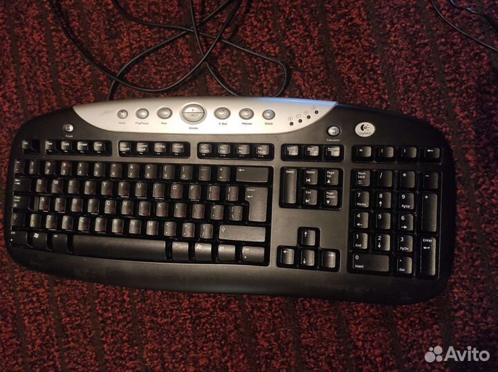 Проводная клавиатура и мышь