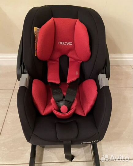 Автокресло (автолюлька) recaro privia EVO