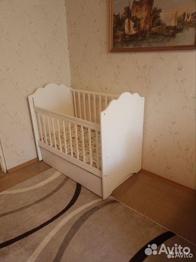 Детская кроватка