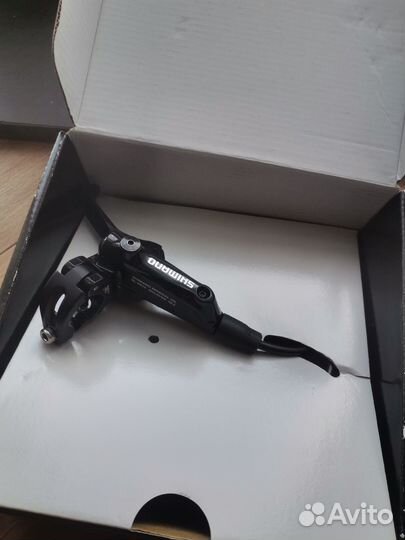 Тормоз Shimano 2штдисковый гидравлический BR-M615