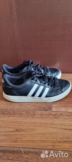 Кроссовки adidas