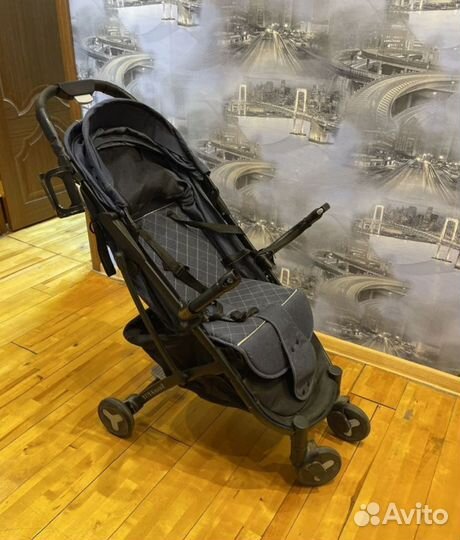 Прогулочная коляска yoya plus