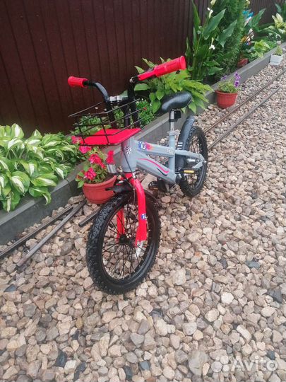 Детский велосипед 16колеса