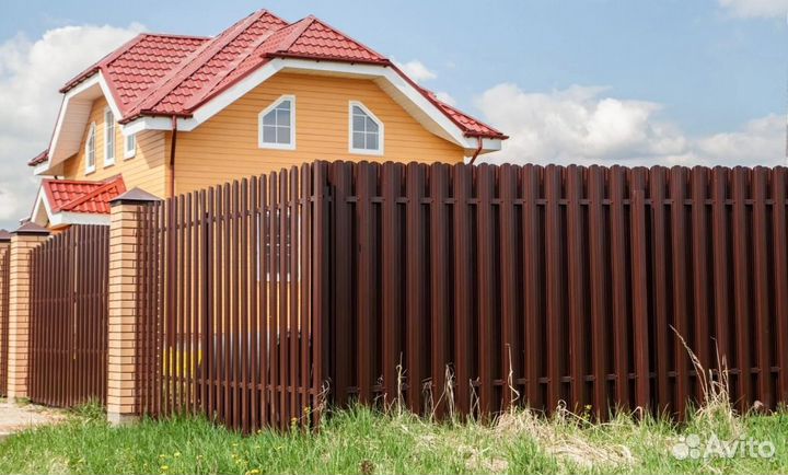 Забор из евроштакетника с гарантией быстро