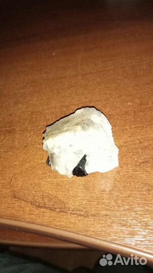 Шерл(турмалин) в дымчатом кварце