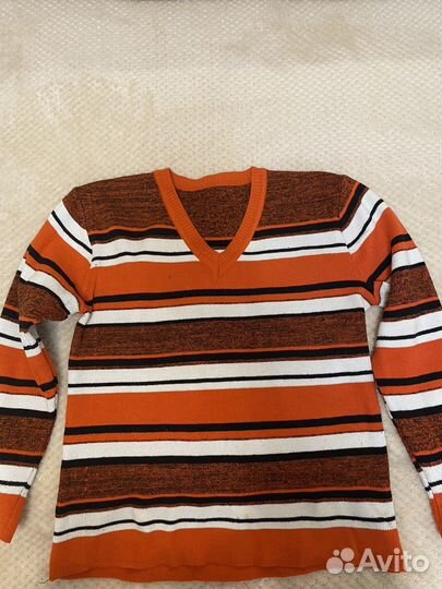 Джемпер женский 48- 50 размер