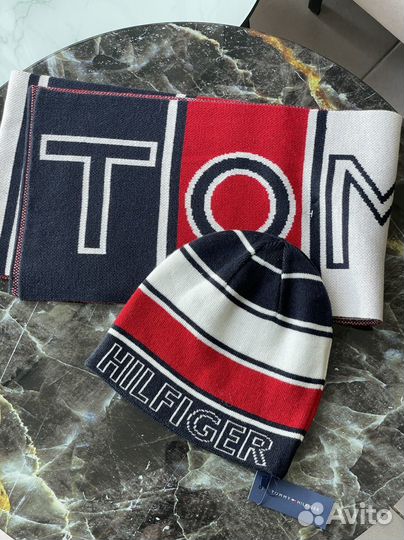 Шапка шарф комплект Tommy Hilfiger, синий/красный