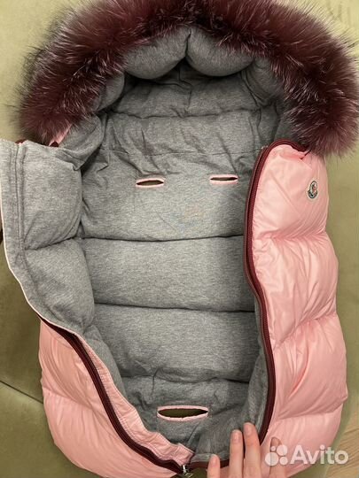 Пуховый конверт moncler в коляску