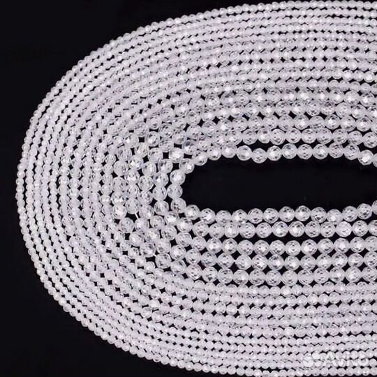 Белый циркон 2-3 мм. нить