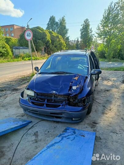 Разбор на запчасти Chrysler Voyager 3