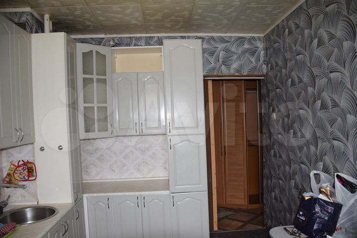 2-к. квартира, 55 м², 4/10 эт.
