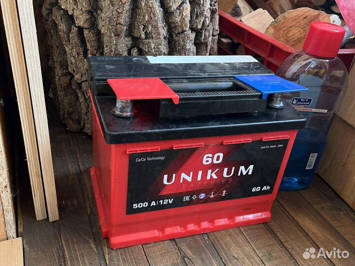 Аккумулятор автомобильный 60