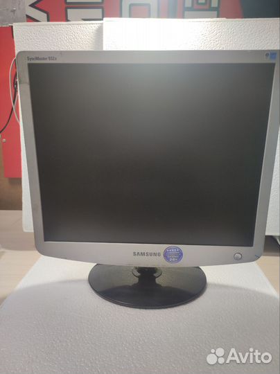 Монитор Samsung 932bf