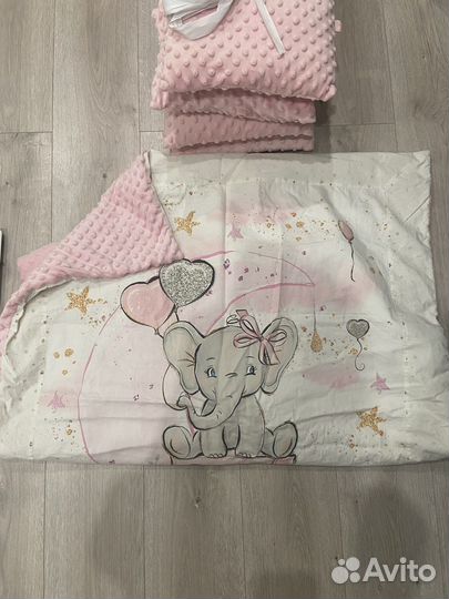 Бортики в кроватку, одеяло, простынь, кокон