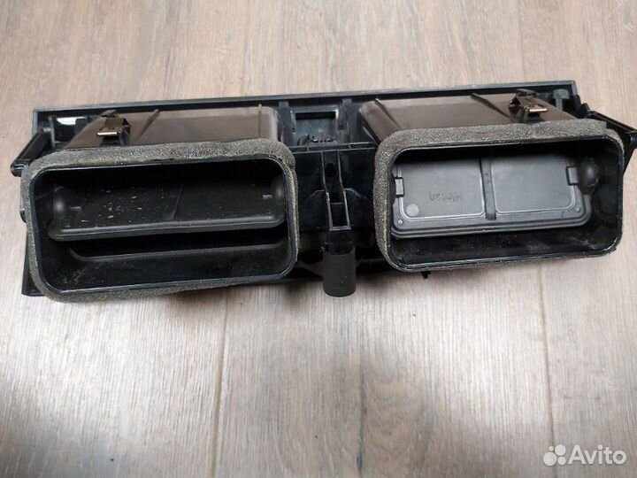 Дефлектор воздушный Bmw X3 2.0D E83 N47 2009