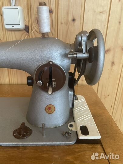 Швейная машина Подольск ножная