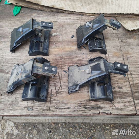 Крепёж багажника