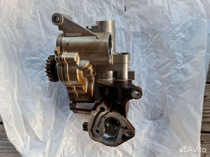 Масляный насос Фольксваген пассат B6