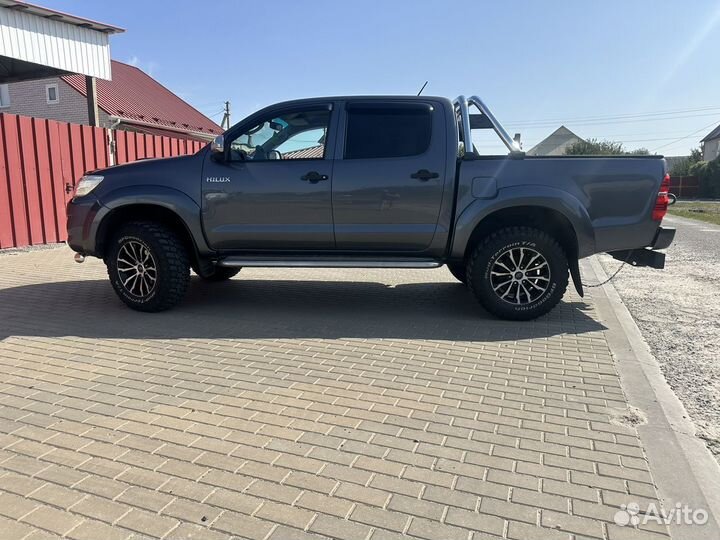 Toyota Hilux 2.5 МТ, 2012, 233 250 км