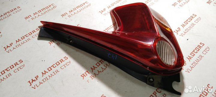 Фонарь задний правый Nissan Juke NF15 MR16DT 2012