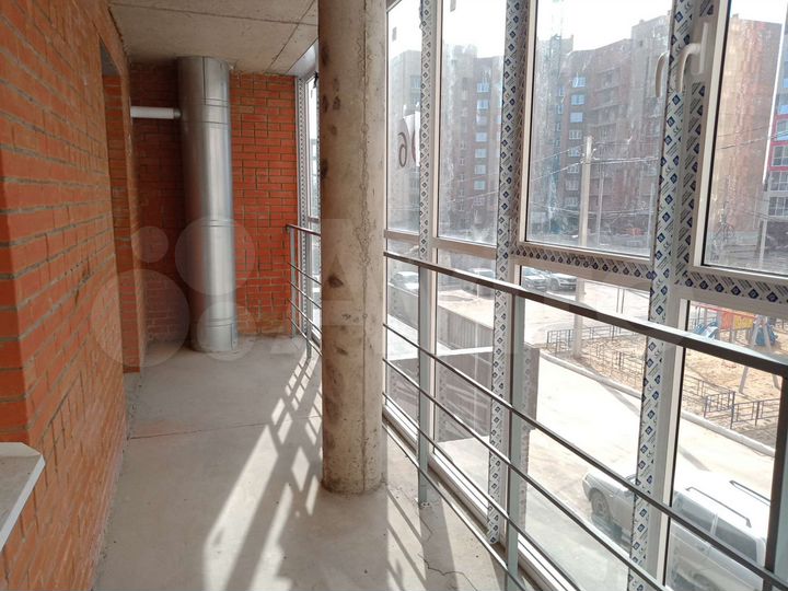 2-к. квартира, 77 м², 2/9 эт.