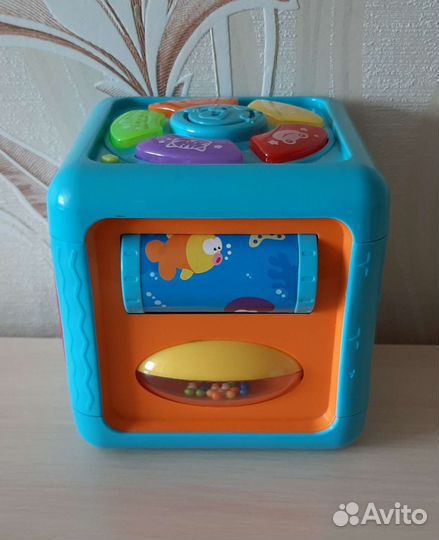 Развивающий кубик с 6 месяцев