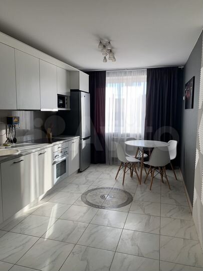 2-к. квартира, 56 м², 11/17 эт.