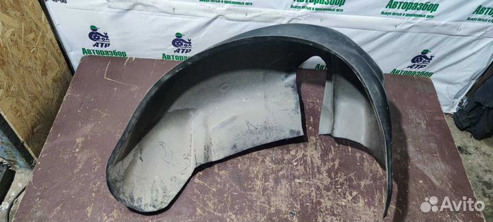 Подкрылок задний левый KIA Rio 2